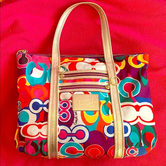 2009 Coach Poppy Large Handbag.(AUTHENTIC) - Picture 1 of 3